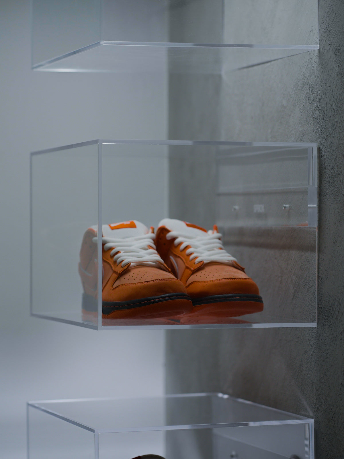 SPBOX wall-mounted sneaker display